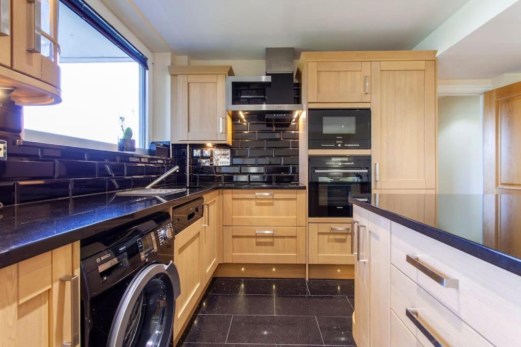 Thames View Apartment, Imperial Wharf Londyn Zewnętrze zdjęcie