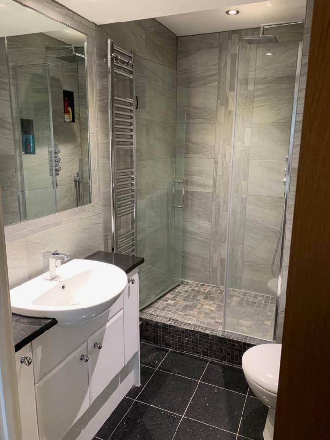 Thames View Apartment, Imperial Wharf Londyn Zewnętrze zdjęcie